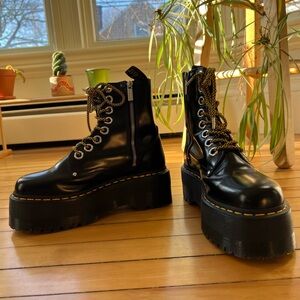 Jadon Max Doc Martens boots
